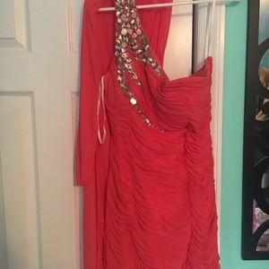 Comfortable short and sexy party dress